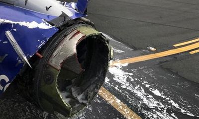 Máy bay chở 149 người nổ động cơ ở độ cao gần 10.000m