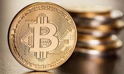 Giá Bitcoin hôm nay 26/4: Bitcoin bất ngờ lao dốc