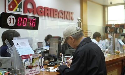 12 khách bị hack thẻ ATM, Agribank mới hoàn tiền được cho 3 người