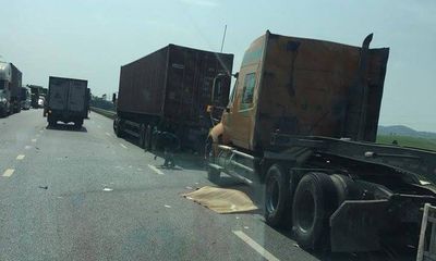  2 người đàn ông tử vong dưới bánh xe container ở Bắc Ninh