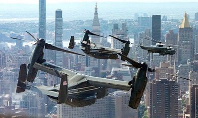 Tổng thống Trump công bố video ngồi siêu trực thăng bay trên bầu trời New York