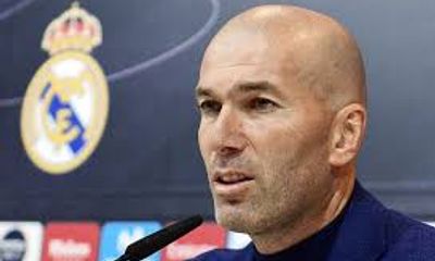 Chia tay Real, HLV Zidane đến Qatar với lương 50 triệu USD/năm