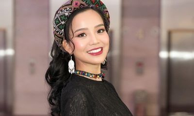 Cô gái Nùng - Quán quân Sao Mai 2017 tự tin hát bolero chinh phục khán giả