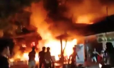 Cà Mau: Hỏa hoạn kinh hoàng giữa đêm khuya, 5 căn nhà bị thiêu rụi