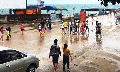Áp thấp nhiệt đới khiến hơn 2.000 du khách bị mắc kẹt trên đảo Lý Sơn