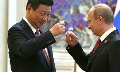 Tổng thống Nga uống rượu mừng sinh nhật với Chủ tịch Trung Quốc