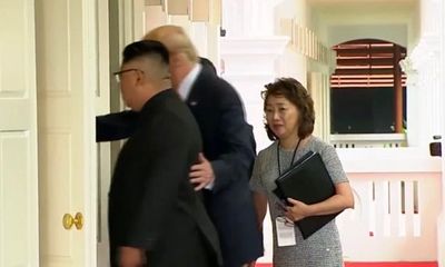 Tiểu sử bất ngờ của người phụ nữ duy nhất có mặt trong phòng họp thượng đỉnh Mỹ - Triều