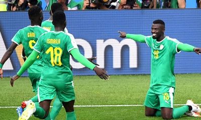 Senegal đánh bại Ba Lan trong trận đấu mà Lewandowski “tàng hình”