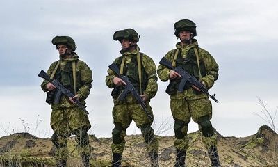 NATO tăng cường hoạt động quân sự sát biên giới, Nga dọa đáp trả