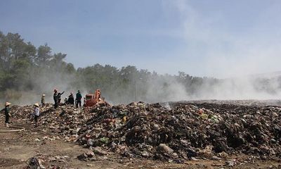 Hậu vụ cháy bãi rác, hàng chục người nhập viện vì ngộ độc