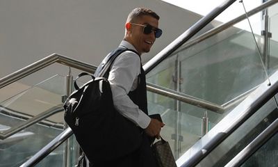 Ronaldo điển trai về nước, để ngỏ khả năng từ giã ĐTQG