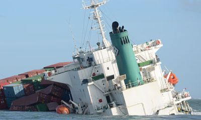 Cứu sống 9 thuyền viên gặp nạn trên biển Vũng Tàu