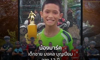 Cậu bé đầu tiên trong đội bóng nhí Thái Lan được cứu khỏi hang là ai?