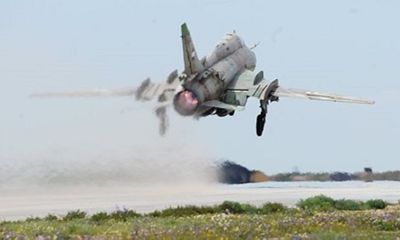 Israel bắn rơi máy tiêm kích Syria, một phi công thiệt mạng