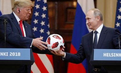 Quả bóng ông Putin tặng ông Trump có gắn chip điện tử
