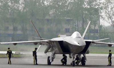 'Lên bàn cân' 2 máy bay chiến đấu hiện đại nhất của Mỹ và Trung Quốc: Rồng Đen hay Đại bàng?