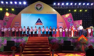 Ong Tam Đảo năm thứ 3 liên tiếp nhận giải thưởng sản phẩm công nghiệp nông thôn tiêu biểu
