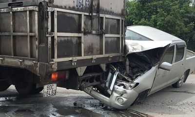 Tin tai nạn giao thông mới nhất ngày 26/8/2018: Tàu hỏa đâm xe ô tô, 2 người tử vong