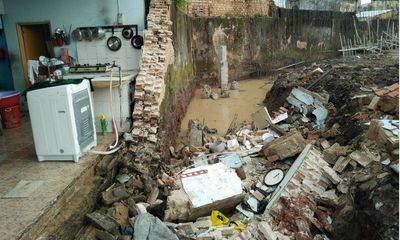 Đồng Nai: Tường rào nhà máy bỗng đổ sập, nam công nhân tử vong