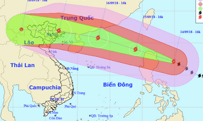Các tỉnh lên kế hoạch cấm biển trước khi siêu bão Mangkhut đổ bộ vào Biển Đông