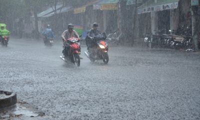 Siêu bão Mangkhut suy yếu thành áp thấp nhiệt đới, Bắc Bộ mưa lớn