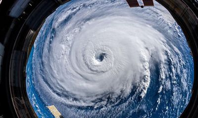 Video: Siêu bão Florence mạnh nhất 70 năm đổ bộ vào Mỹ nhìn từ Trạm Vũ trụ Quốc tế