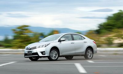 Toyota triệu hồi 2,4 triệu xe ô tô động cơ hybrid 