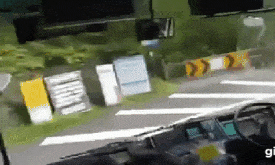 Video: Xây xẩm mặt mày với màn ôm cua của tài xế Nhật Bản