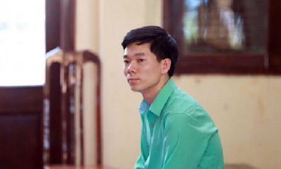 Vụ chạy thận ở Hòa Bình: Bác sỹ Hoàng Công Lương tiếp tục bị cấm đi khỏi nơi cư trú