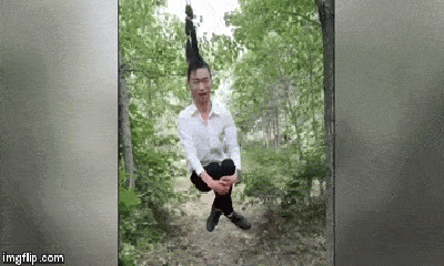 Hi hữu: Chàng trai Trung Quốc nuôi tóc dài 1,2 m làm xích đu