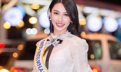 Nguyễn Thúc Thùy Tiên lên đường tham gia Hoa hậu Quốc tế 2018