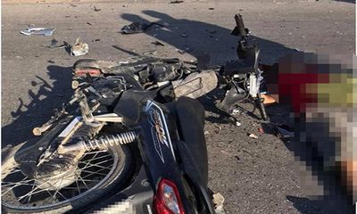 Tin tai nạn giao thông mới nhất ngày 22/10/2018: Xe máy đấu đầu, 2 người tử vong