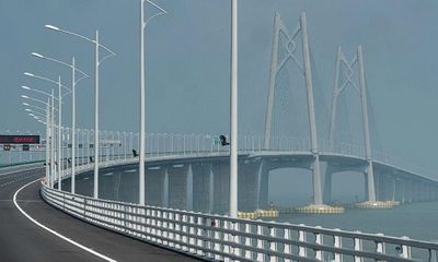 Trung Quốc thông xe cây cầu vượt biển dài nhất thế giới trị giá 20 tỷ USD