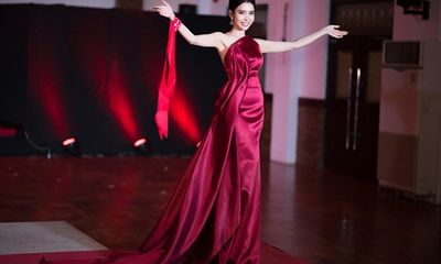 Huỳnh Vy tỏa sáng trong đêm thi tài năng Miss Tourism Queen Worldwide 2018