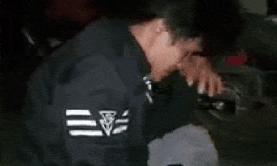 Video: Nam thanh niên ôm mặt khóc nức nở vì bị bắt quả tang trộm đồ lót lúc nửa đêm