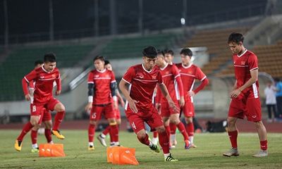 AFF Cup 2018: Tiến Dũng, Huy Hùng chấn thương trước trận gặp ĐT Lào