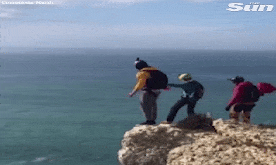 Video: Nhảy dù từ vách đá cao 91m, người đàn ông thiệt mạng vì dù không mở