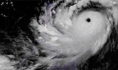 Tin tức mới nhất cơn bão số 9: Bão tăng cấp, áp sát đất liền Nam Trung Bộ