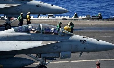 Máy bay hải quân Mỹ va phải nhau ngoài khơi Nhật Bản: Cứu sống một quân nhân