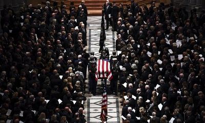 Những hình trang nghiêm, xúc động trong tang lễ cố Tổng thống Mỹ George H.W. Bush