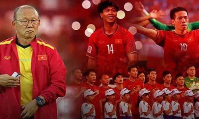 Đội tuyển Việt Nam tiến thẳng trận chung kết AFF Cup sau 10 năm chờ đợi mòn mỏi