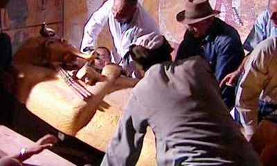 Bí ẩn lời nguyền xác ướp Ai Cập: 6 nhà khảo cổ chết bí ẩn sau khi mở quan tài cổ