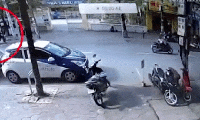 Video: Xe máy đi ngược chiều tông trực diện cô gái đi xe đạp điện, 1 người tử vong