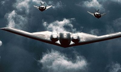 Video: Máy bay B-2 Spirit ném bom phi hạt nhân lớn nhất kho vũ khí Mỹ