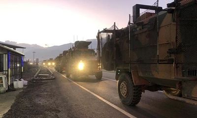 Thiết giáp Thổ Nhĩ Kỳ rầm rập tiến vào Syria sau tuyên bố rút quân của Mỹ