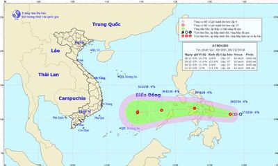 Áp thấp nhiệt đới giật cấp 9 có khả năng mạnh thành bão áp sát Biển Đông