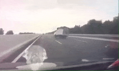 Video: Xe tải nổ lốp, 