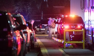 Tiêu diệt nghi phạm xả súng khiến 5 cảnh sát Mỹ bị thương 