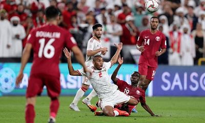 UAE khiếu nại 2 cầu thủ Qatar không đủ điều kiện thi đấu, kết quả trận bán kết sẽ đảo chiều?