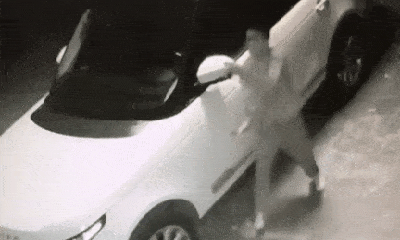 Video: Trộm ngang nhiên bẻ gương xe Mercedes ngày mùng 5 Tết ở Hà Nội